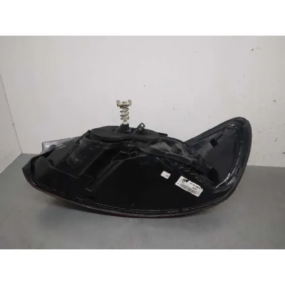 Piloto Trasero Izquierdo para Volkswagen Scirocco (137)