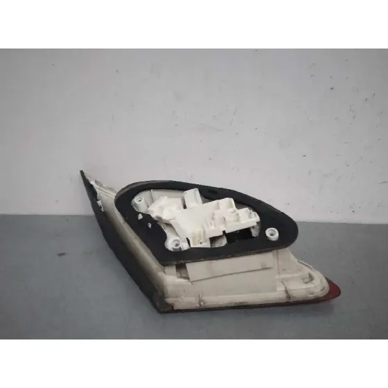 Piloto Trasero Derecho Interior para Opel Astra J Lim.
