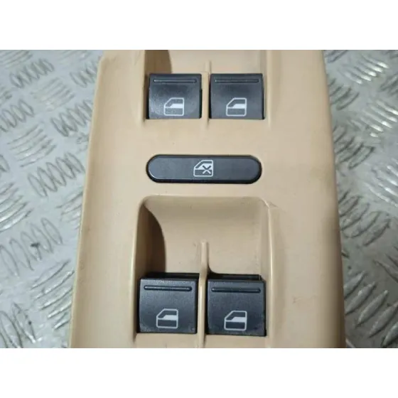 Mando Elevalunas Delantero Izquierdo para Volkswagen Passat Variant (3C5)