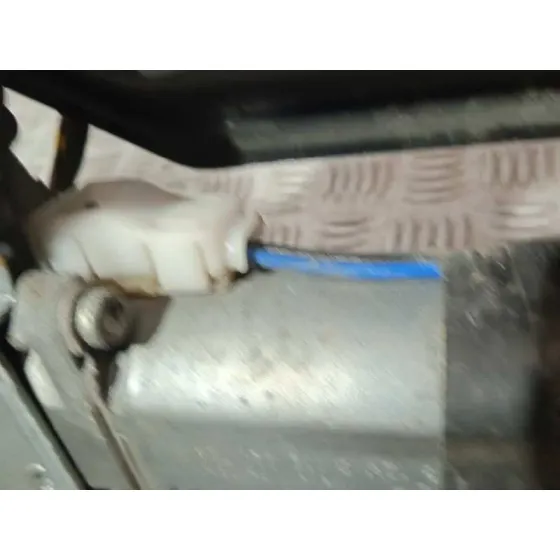 Elevalunas Delantero Derecho para Mercedes-Benz Sprinter 02.00 -> Caja Cerrada