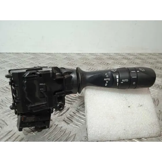 Mando Limpia para Toyota Auris