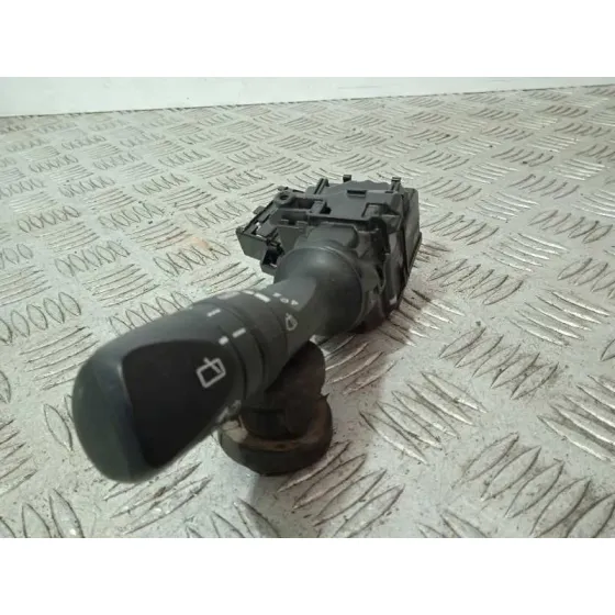 Mando Limpia para Toyota Auris
