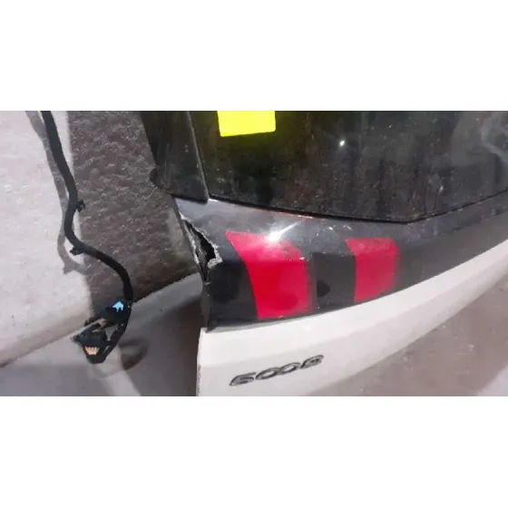 Porton Trasero para Peugeot 5008
