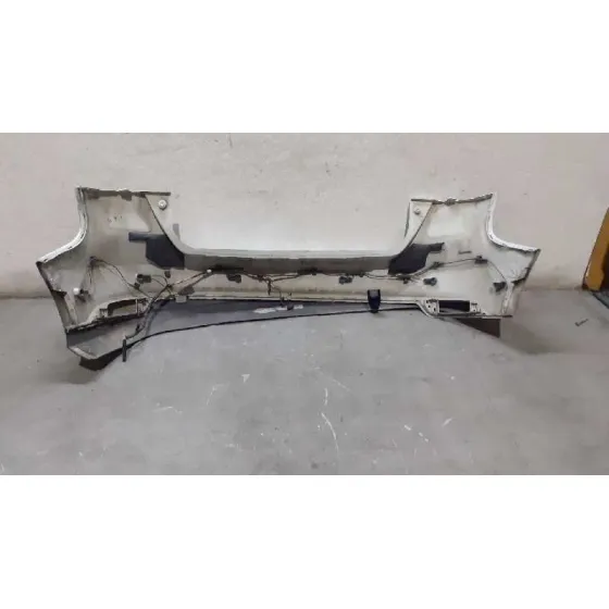 Paragolpes Trasero para Ford Focus Lim.