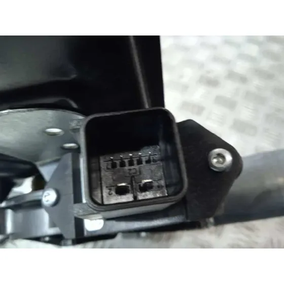 Elevalunas Delantero Derecho para Opel Zafira Tourer