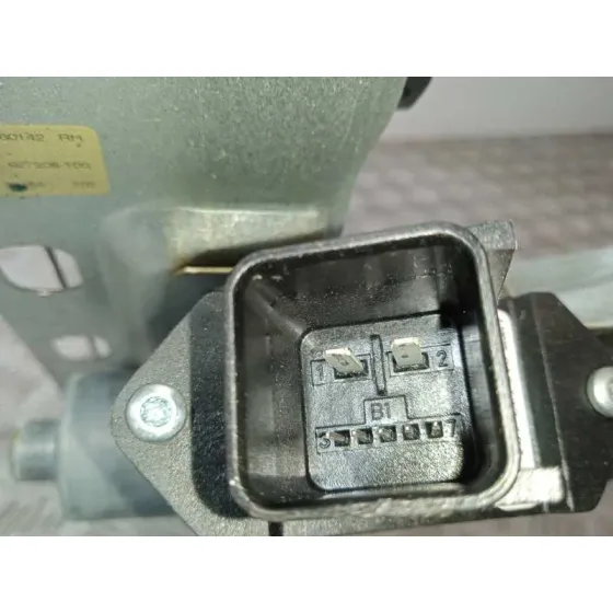 Elevalunas Trasero Derecho para Opel Zafira Tourer