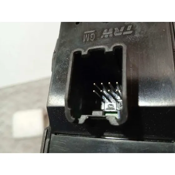 Mando Elevalunas Delantero Izquierdo para Opel Insignia Berlina