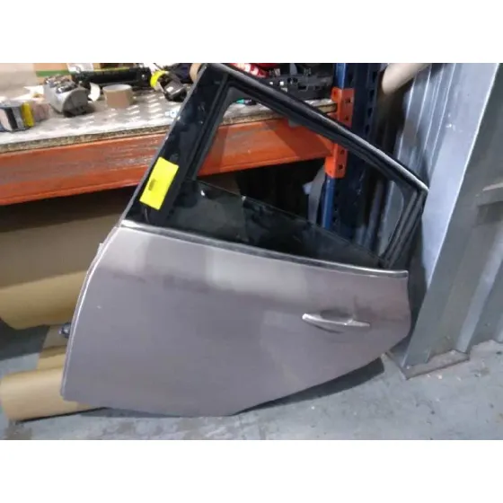 Puerta Trasera Izquierda para Peugeot 208