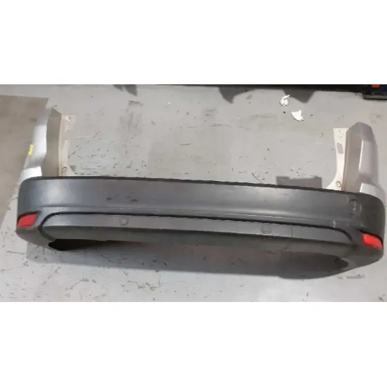 Paragolpes Trasero para Ford Focus Turn.