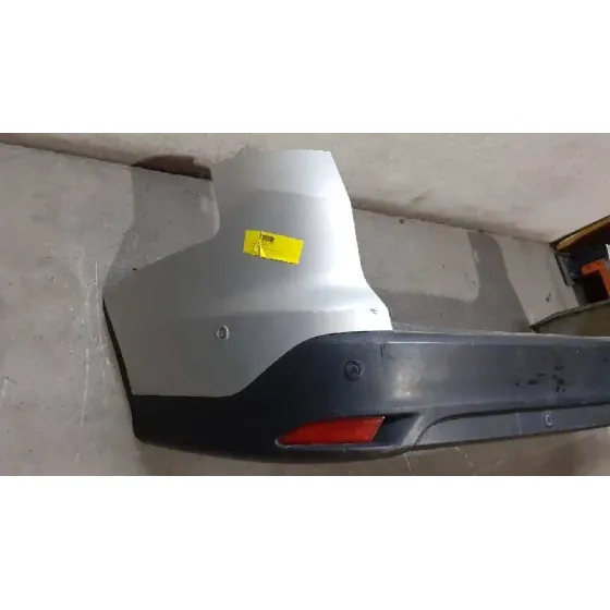 Paragolpes Trasero para Ford Focus Turn.