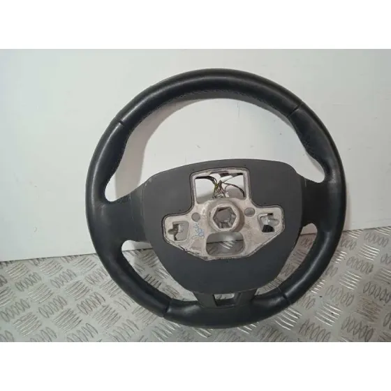 Volante para Ford Focus Turn.