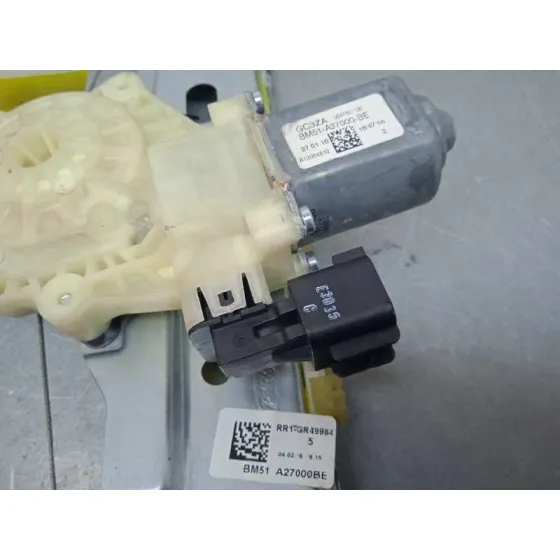 Elevalunas Trasero Derecho para Ford Focus Turn.