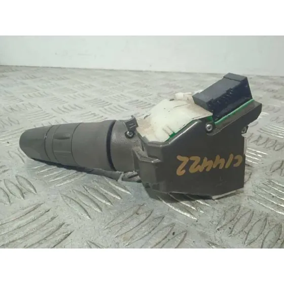 Mando Limpia para Nissan Micra (K12E)