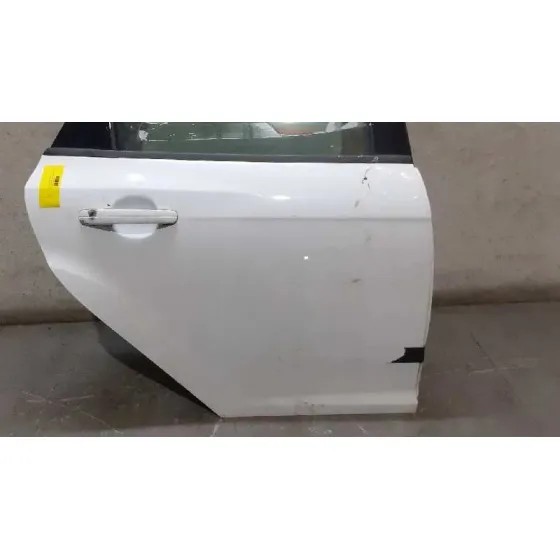 Puerta Trasera Derecha para Ford Focus Lim. (Cb8)