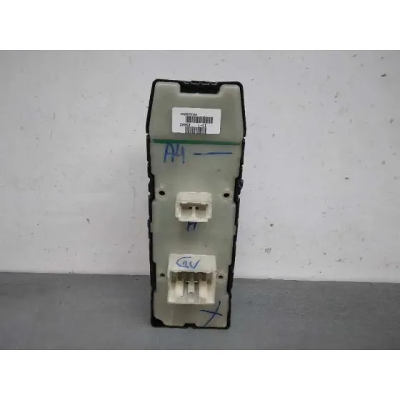Mando Elevalunas Delantero Izquierdo para Chrysler Jeep Gr.cherokee (Wh)