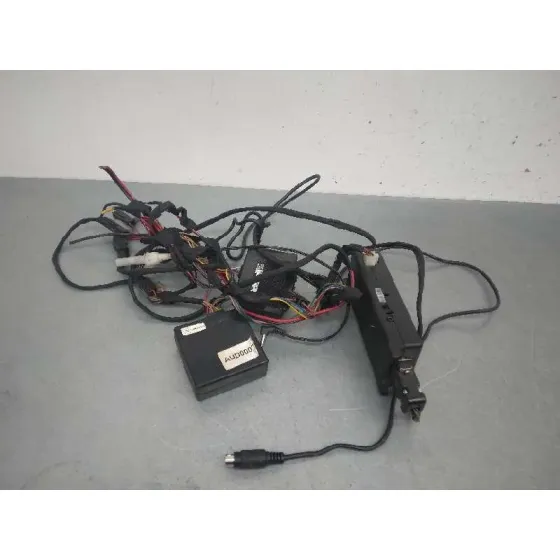 Altavoz para Audi A6 Berlina (4F2)