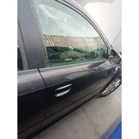 Puerta Delantera Derecha para Audi A3 Sportback (8P)