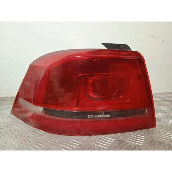 Piloto Trasero Izquierdo para Volkswagen Passat Lim. (362)