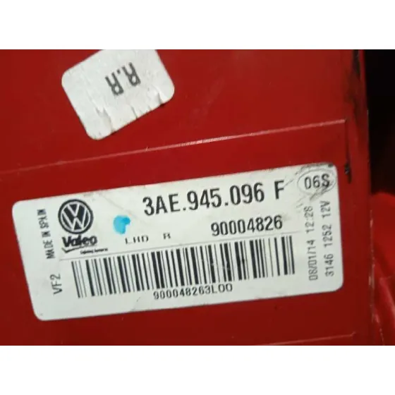 Piloto Trasero Derecho para Volkswagen Passat Lim. (362)