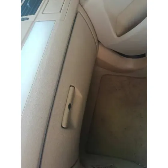 Guantera para Bmw X3 (E83)