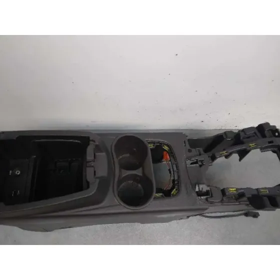 Apoyabrazos Central para Ford Focus Lim. (Cb8)