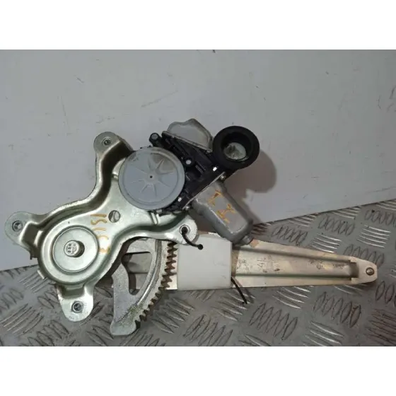 Elevalunas Trasero Izquierdo para Lexus Ct