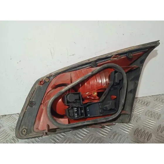 Piloto Trasero Izquierdo Interior para Renault Vel Satis (Bj0)