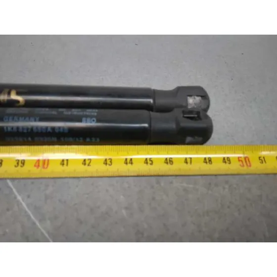 Amortiguadores Maletero / Porton para Volkswagen Scirocco (137)