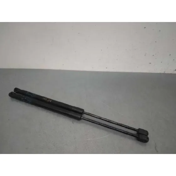 Amortiguadores Maletero / Porton para Volkswagen Scirocco (137)