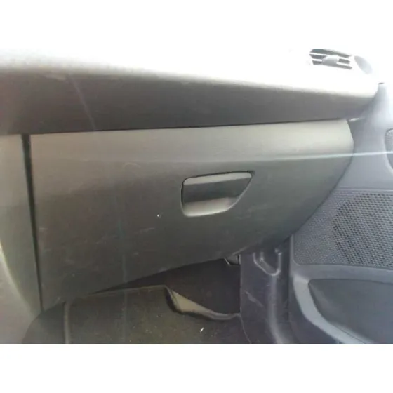 Guantera para Peugeot 2008 (--.2013->)