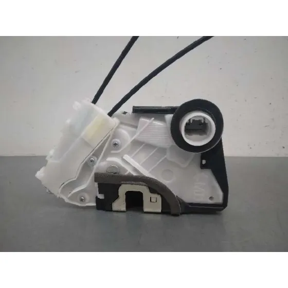 Cerradura Puerta Delantera Derecha para Toyota Yaris