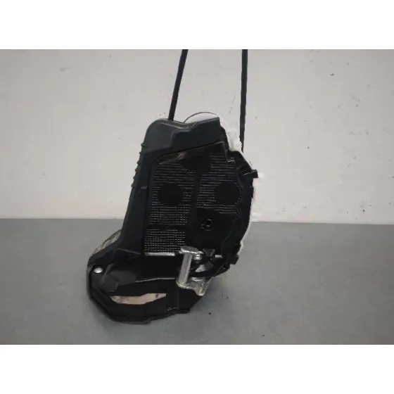 Cerradura Puerta Trasera Derecha para Toyota Yaris