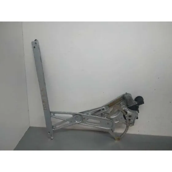 Elevalunas Delantero Derecho para Toyota Yaris