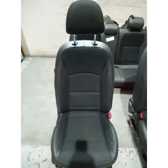 Juego Asientos Completo para Ssangyong Tivoli
