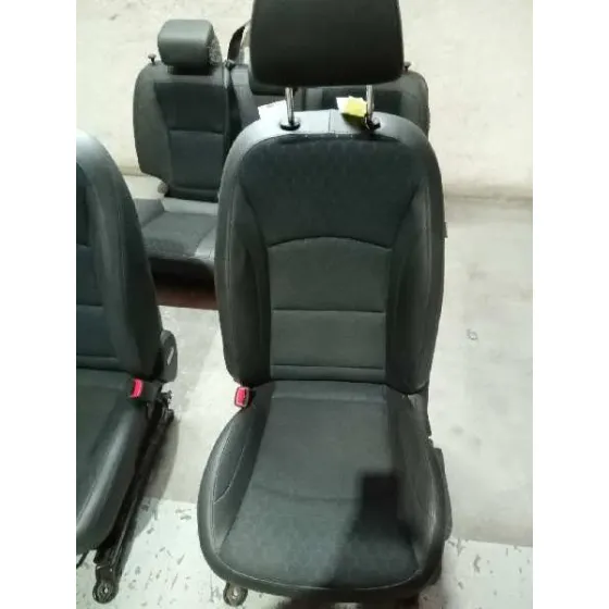 Juego Asientos Completo para Ssangyong Tivoli