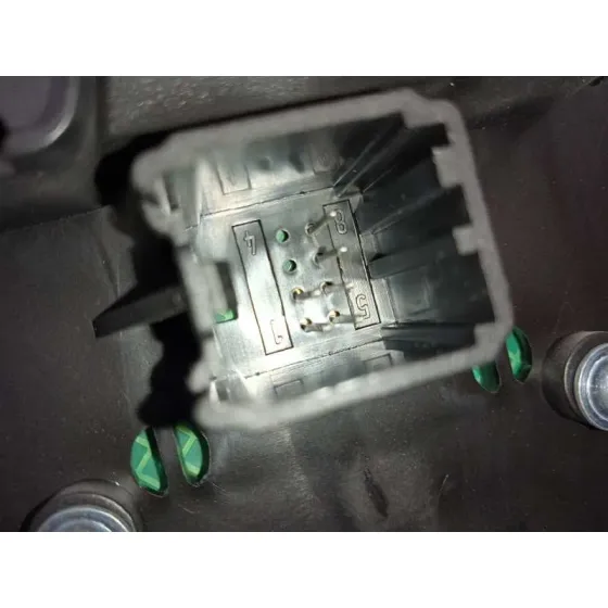 Sistema Audio / Radio Cd para Ford Focus Lim. (Cb8)