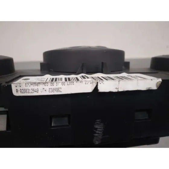 Mando Climatizador para Renault Megane Ii Berlina 5P