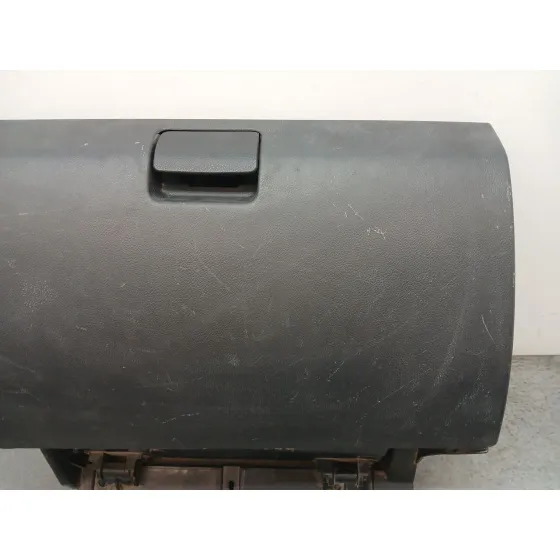 Guantera para Opel Antara