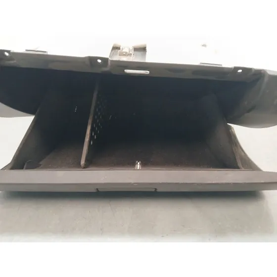 Guantera para Opel Antara
