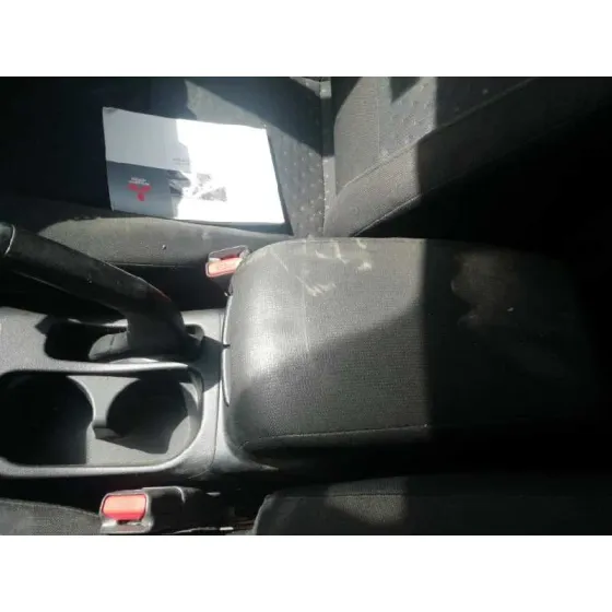 Apoyabrazos Central para Mitsubishi Asx (Ga0W)