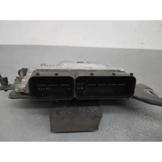 Centralita Motor Uce para Hyundai I40 Cw