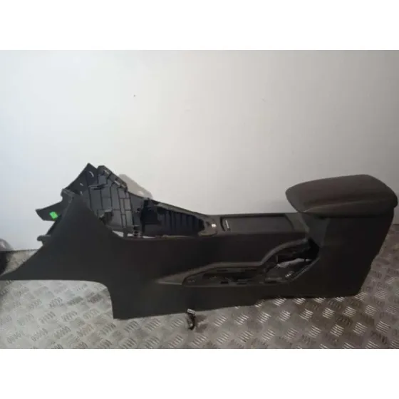 Consola Central para Ford Focus Turn.