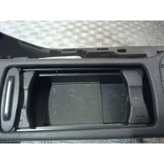 Consola Central para Ford Focus Turn.