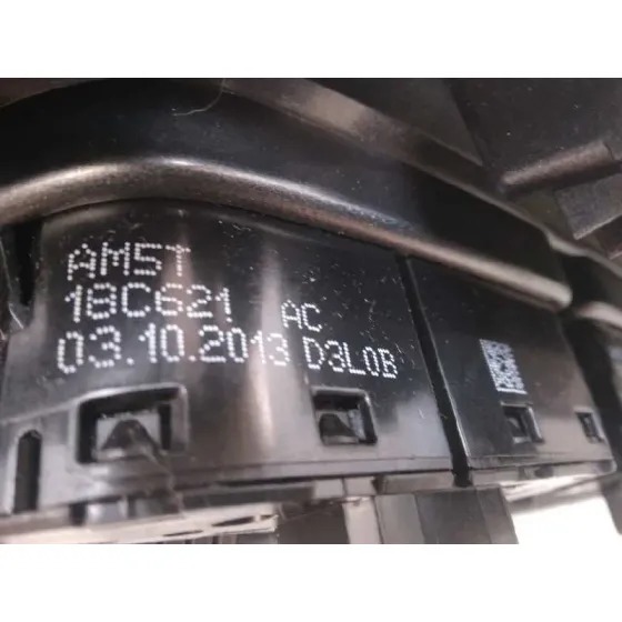 Mando Climatizador para Ford Focus Lim. (Cb8)