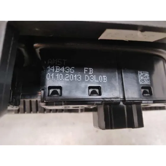 Mando Climatizador para Ford Focus Lim. (Cb8)