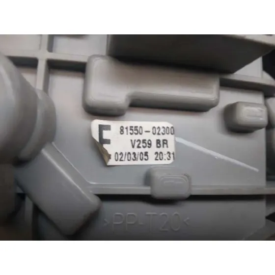 Piloto Trasero Derecho para Toyota Corolla (E12)