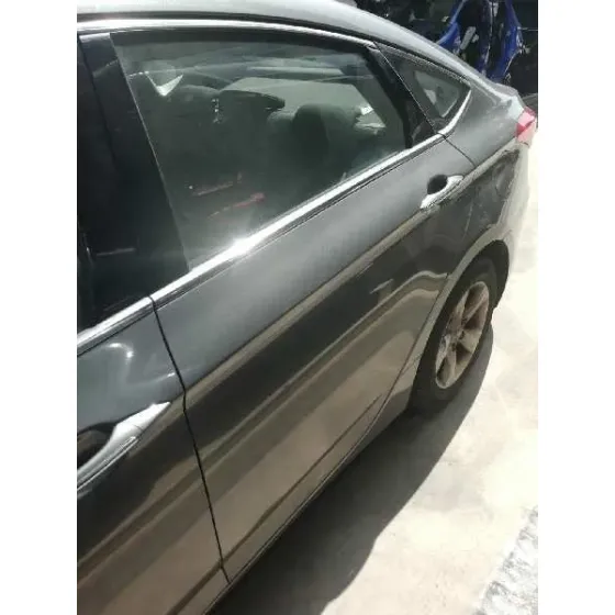 Puerta Trasera Izquierda para Hyundai I40