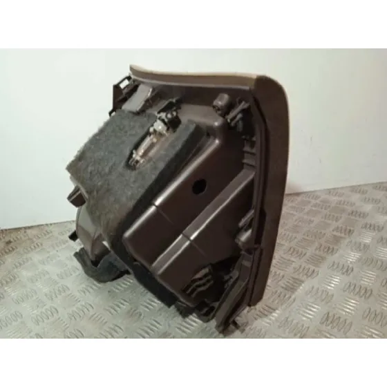 Guantera para Opel Insignia Berlina