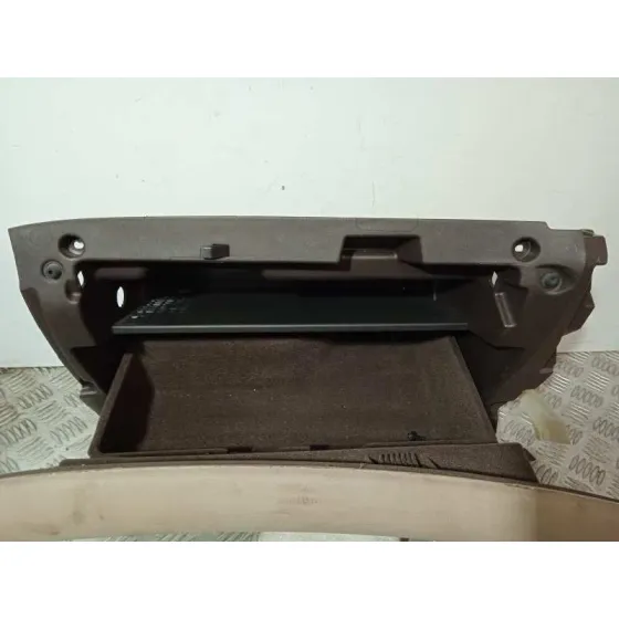 Guantera para Opel Insignia Berlina