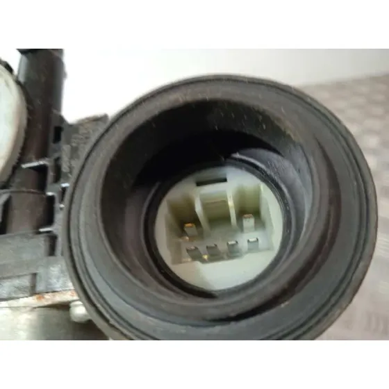 Elevalunas Delantero Derecho para Toyota Prius (Nhw20)